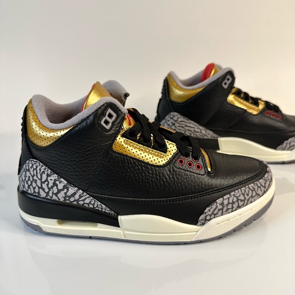 Nike Jordan 3, women’s size 6, brand new box is missing lid - Picture 5 of 10